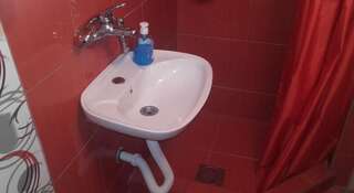 Гостевой дом Guest House Dragomir Сутоморе Четырехместный номер с собственной ванной комнатой-6